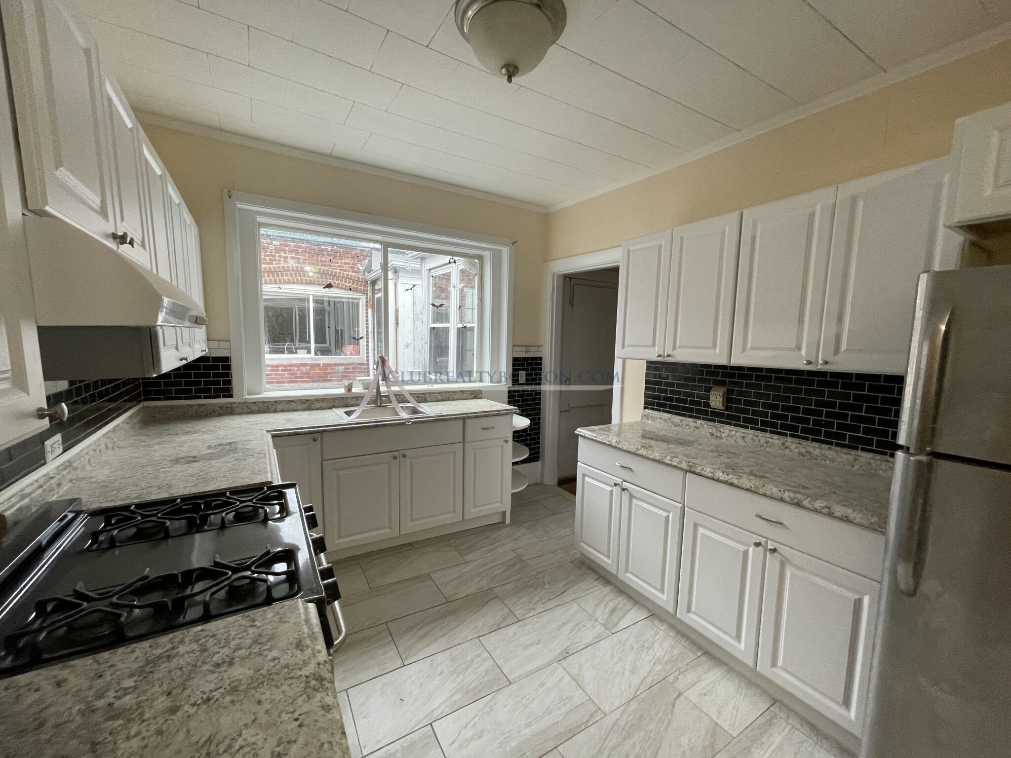 809 Washington St, Coolidge Corner