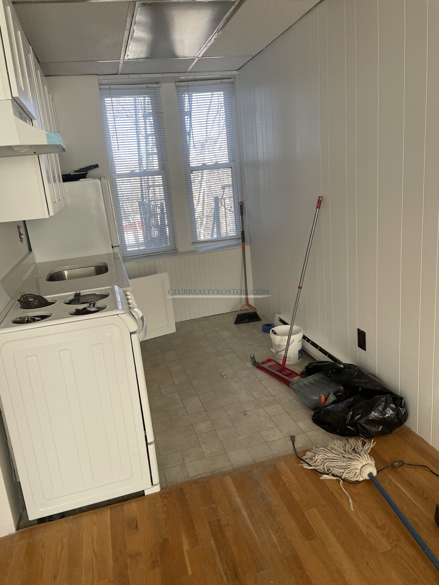 199 Strathmore Rd, Brighton