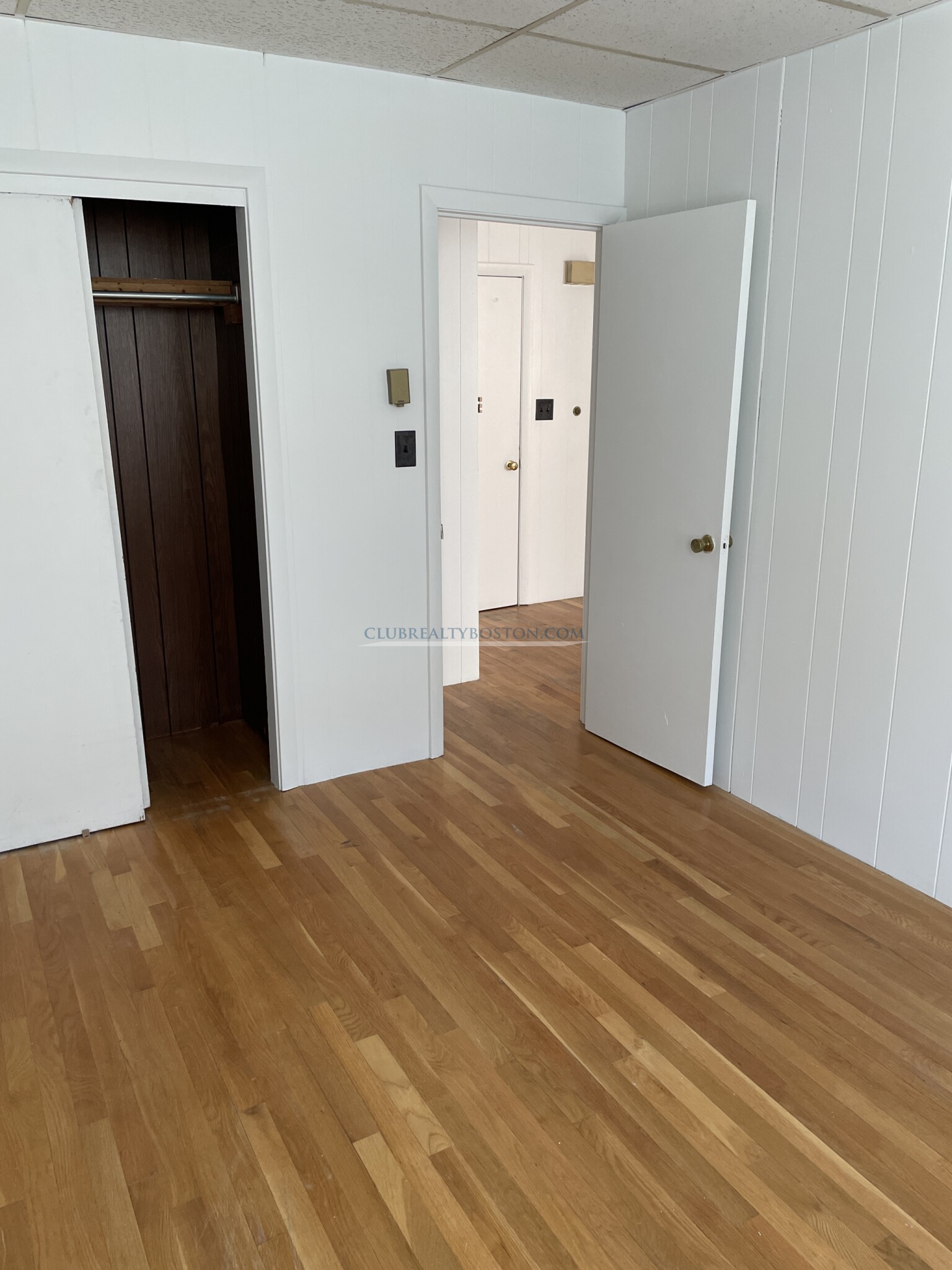 199 Strathmore Rd, Brighton