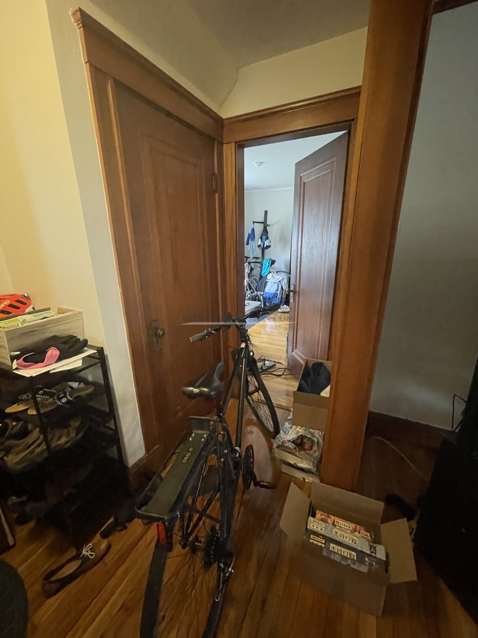 11 Edgecliff Rd, Watertown