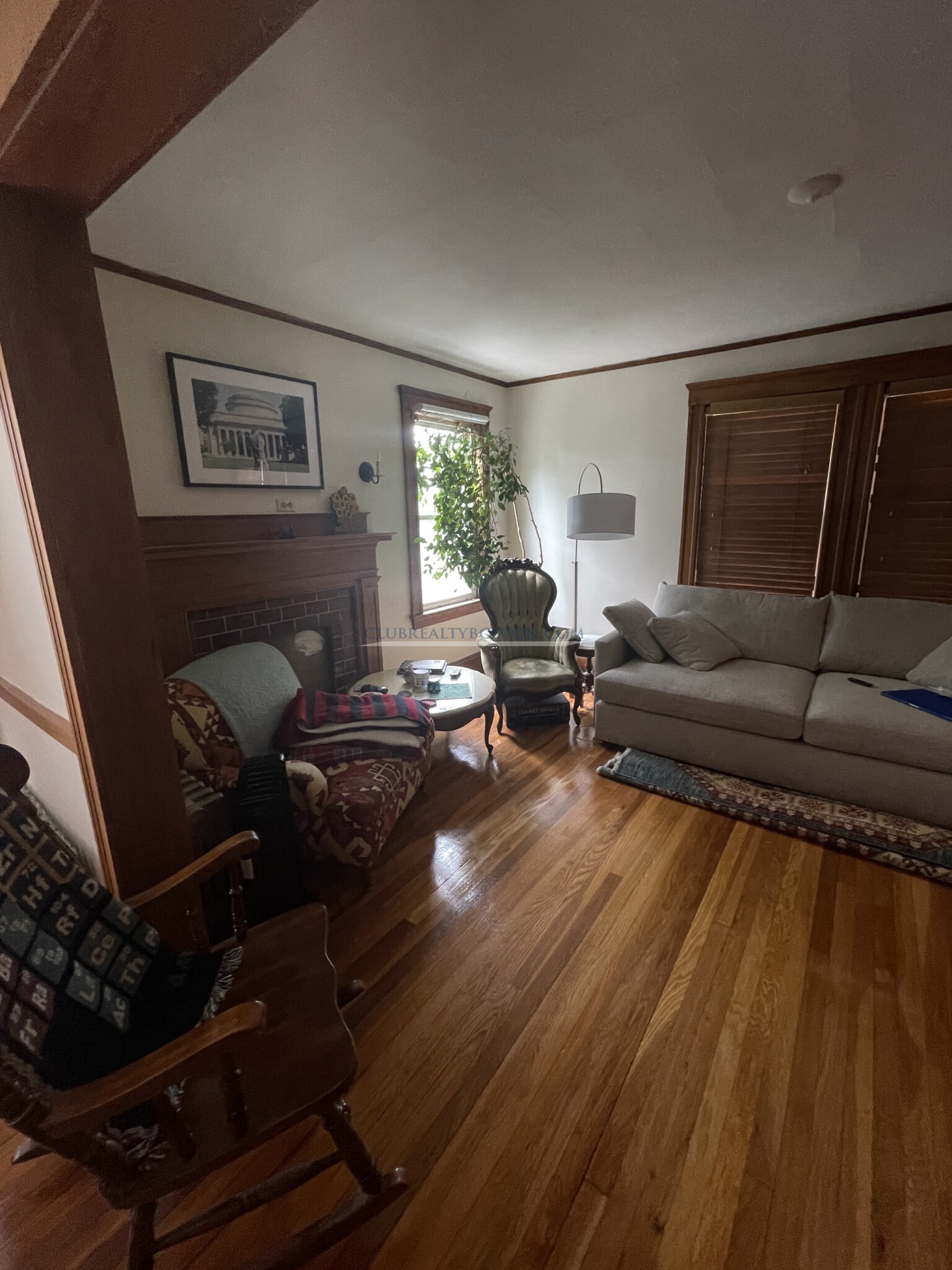 11 Edgecliff Rd, Watertown