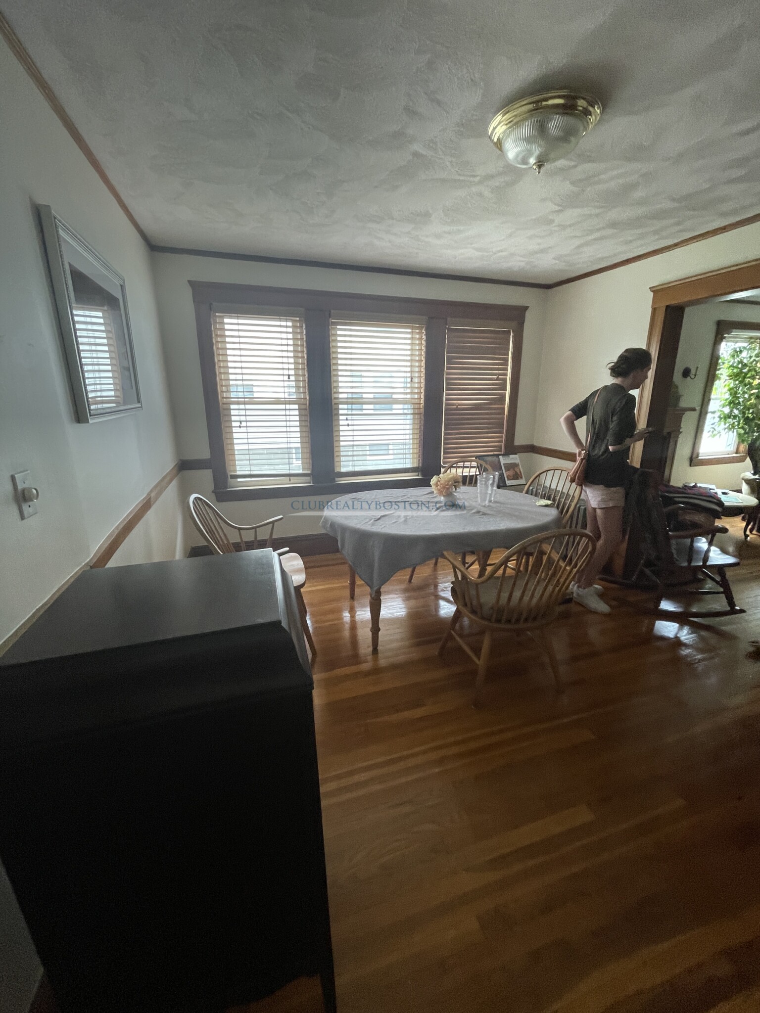 11 Edgecliff Rd, Watertown