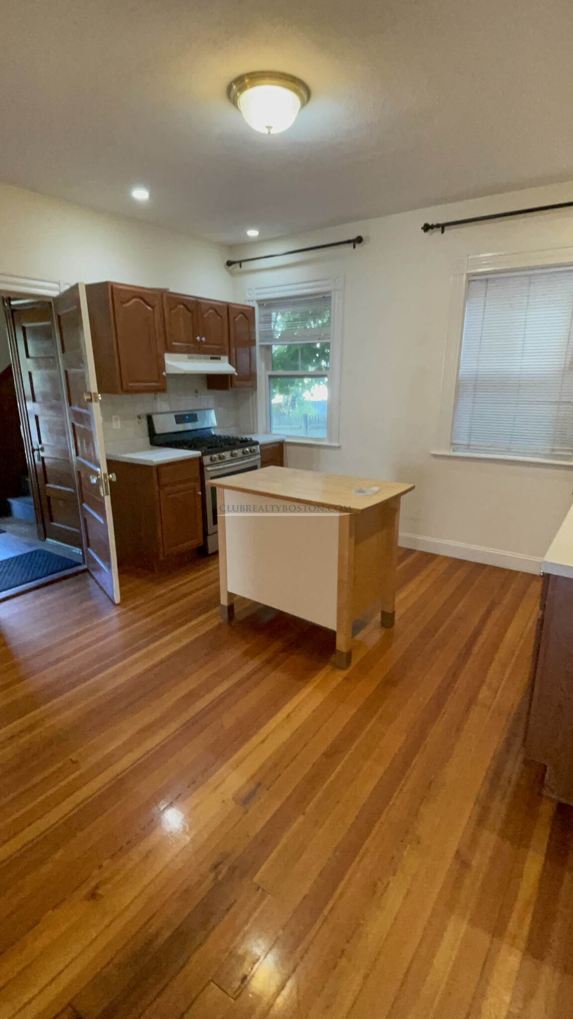 163 Belmont St, Belmont Center