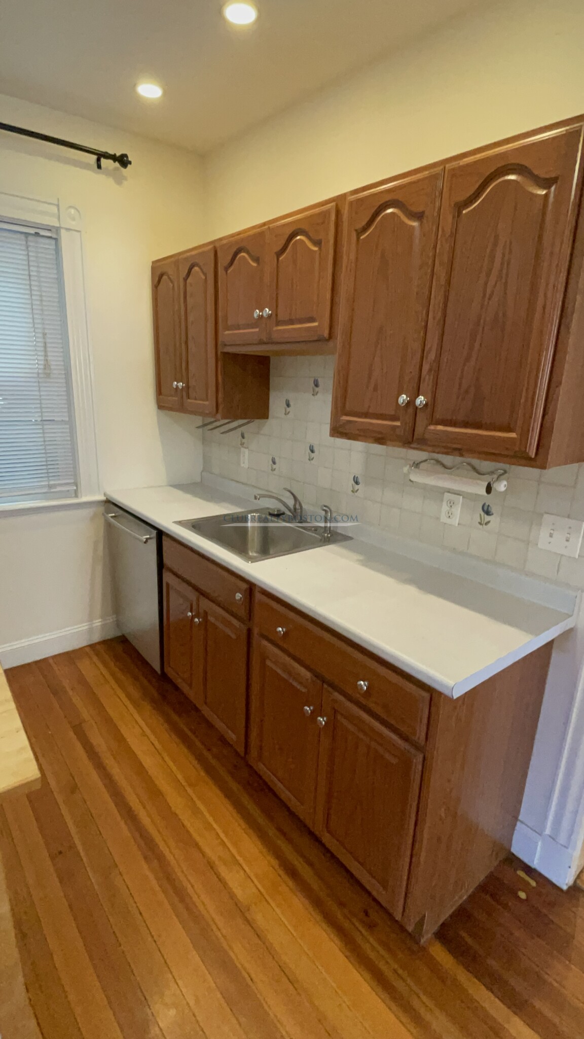 163 Belmont St, Belmont Center