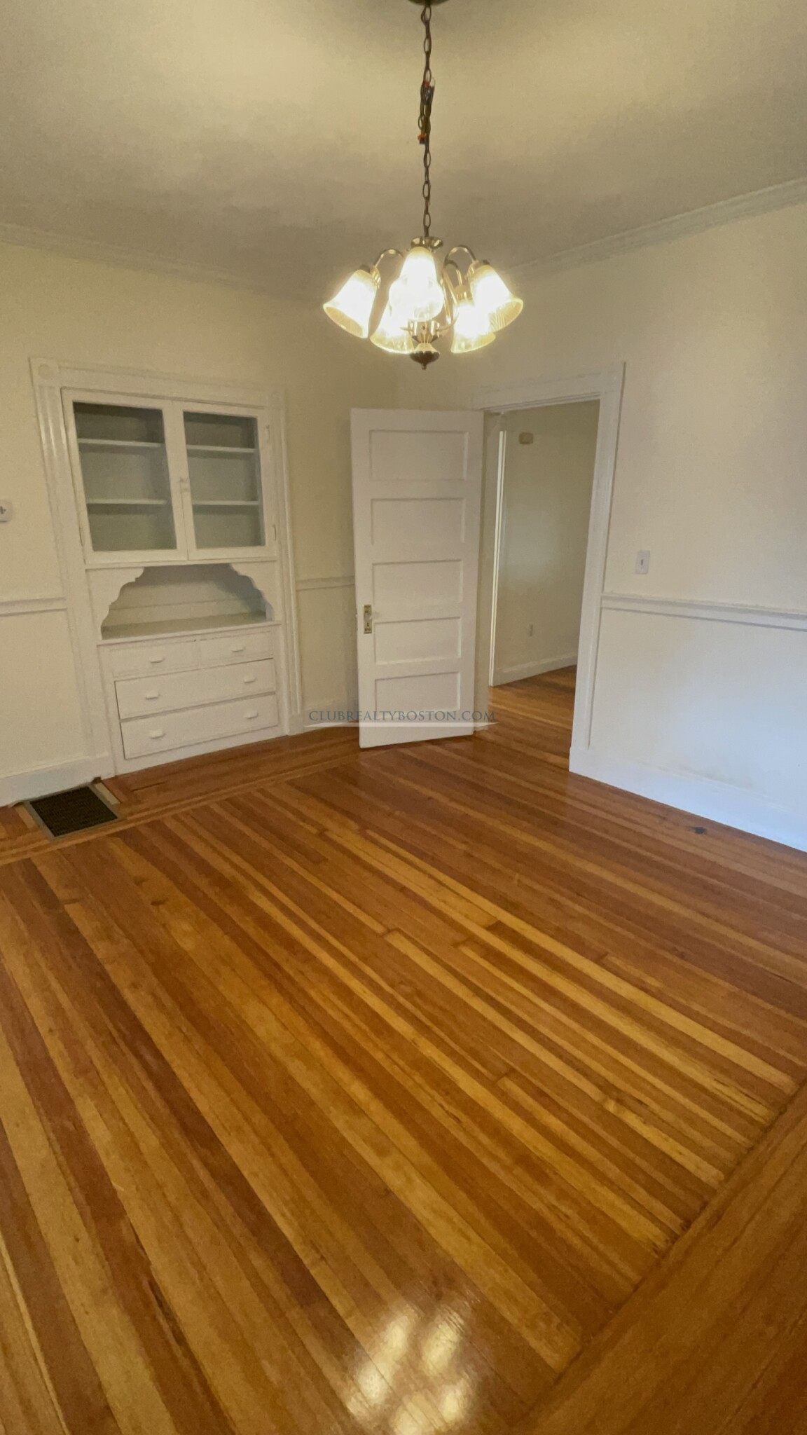 163 Belmont St, Belmont Center