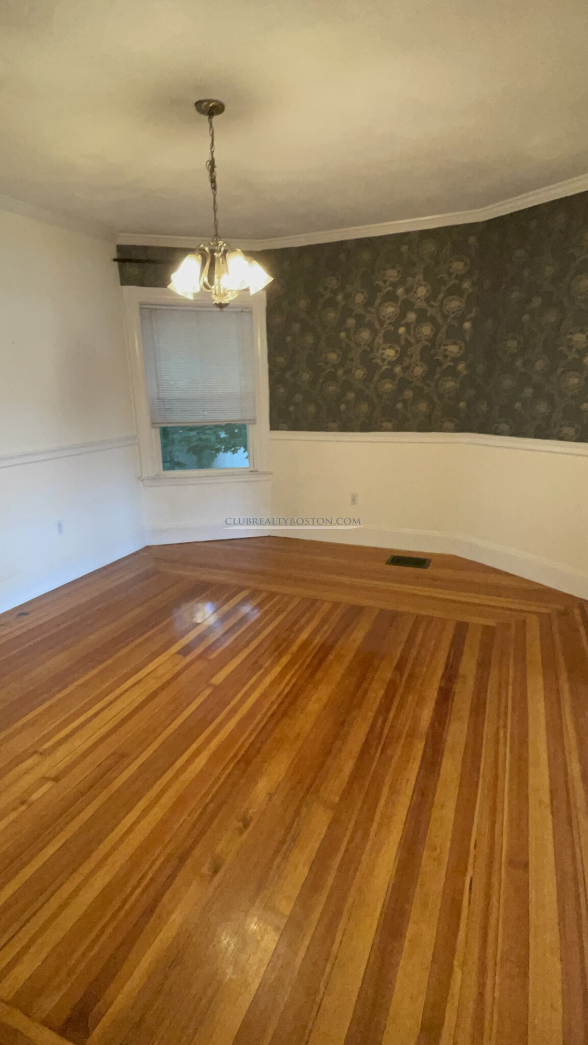 163 Belmont St, Belmont Center