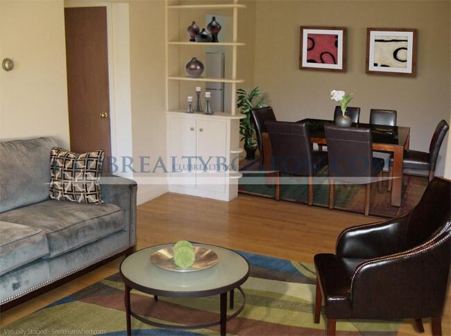 2 Brattle Dr, Arlington