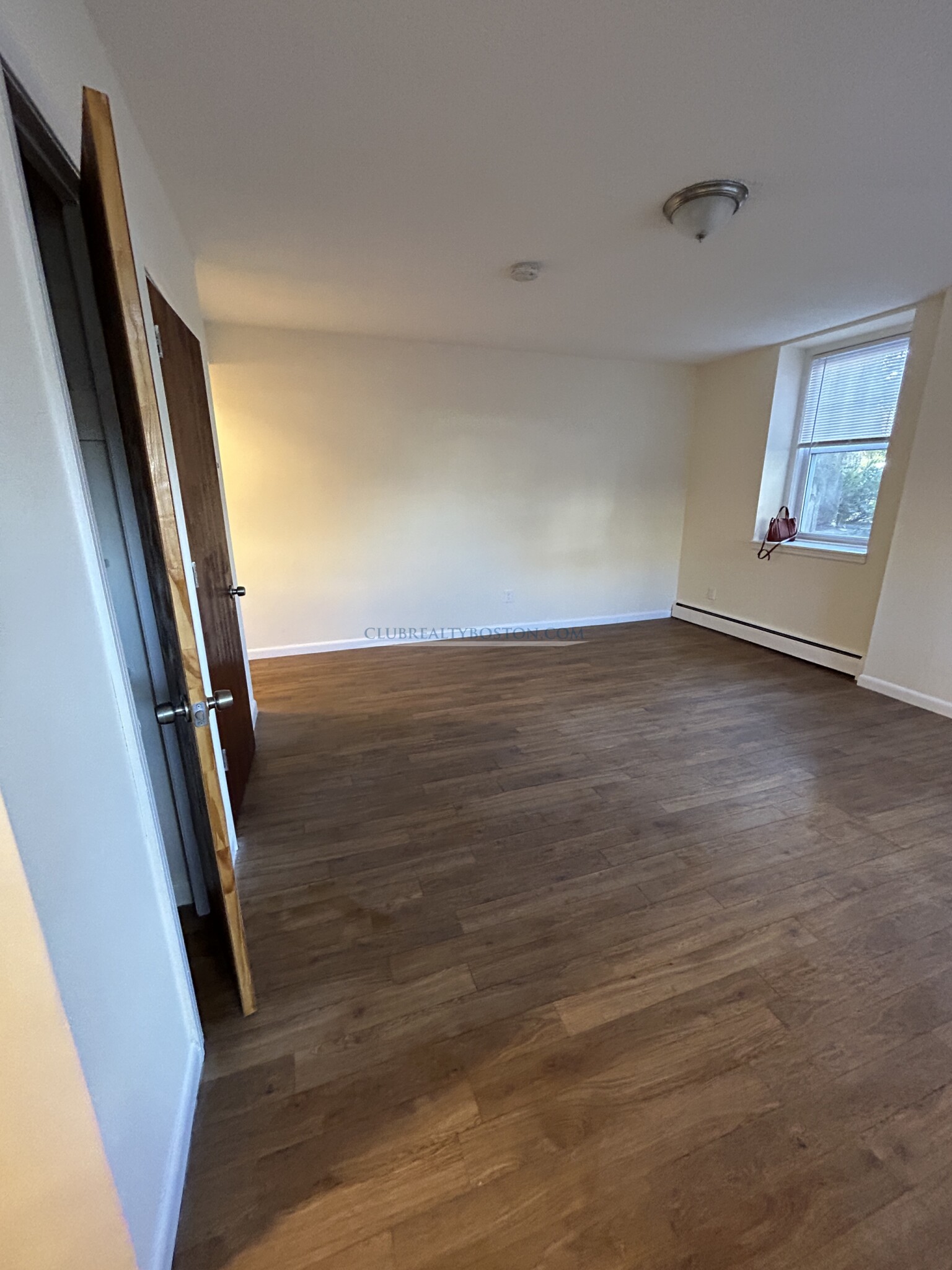 2018 Commonwealth Ave, Brighton