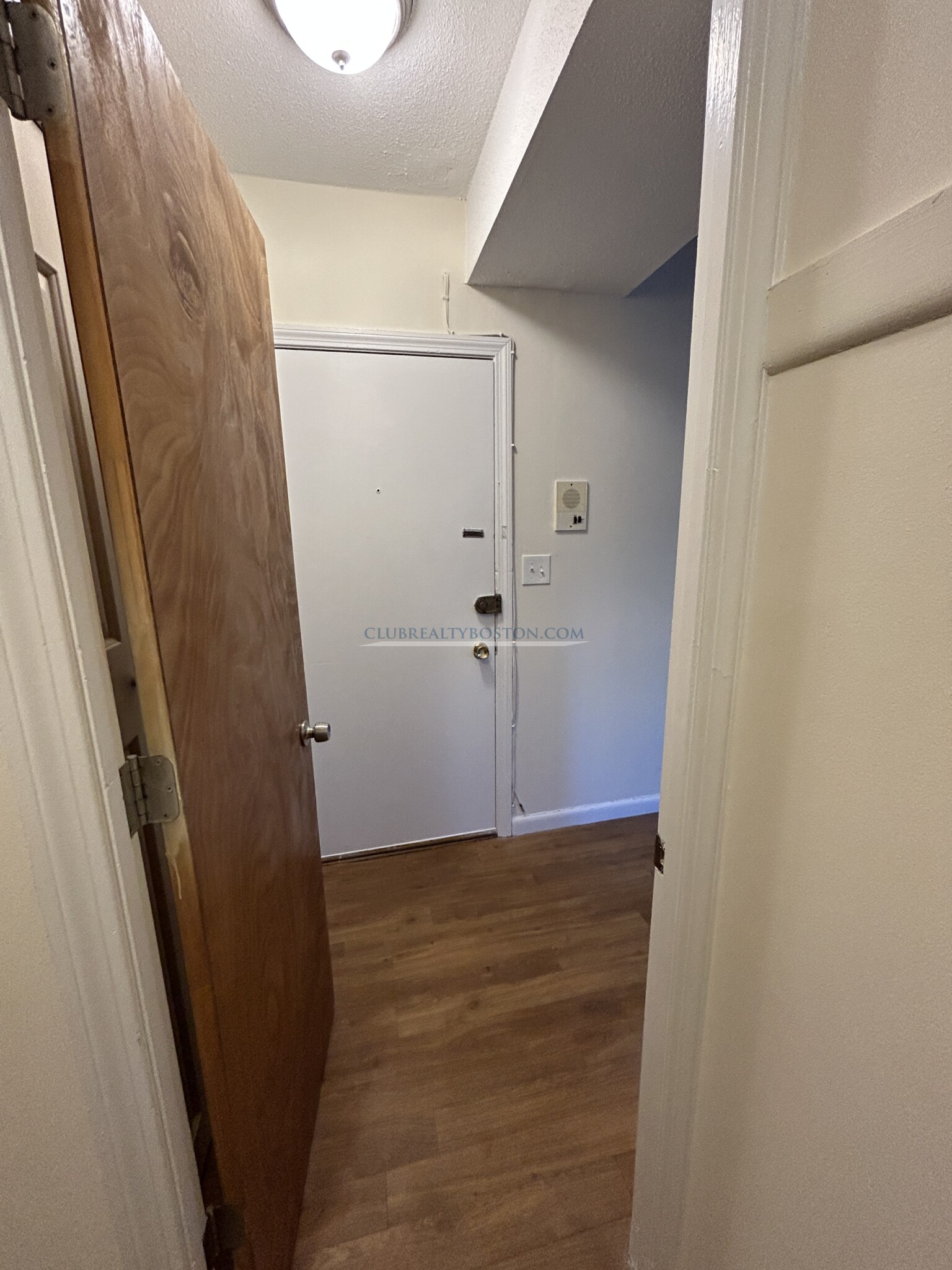 2018 Commonwealth Ave, Brighton