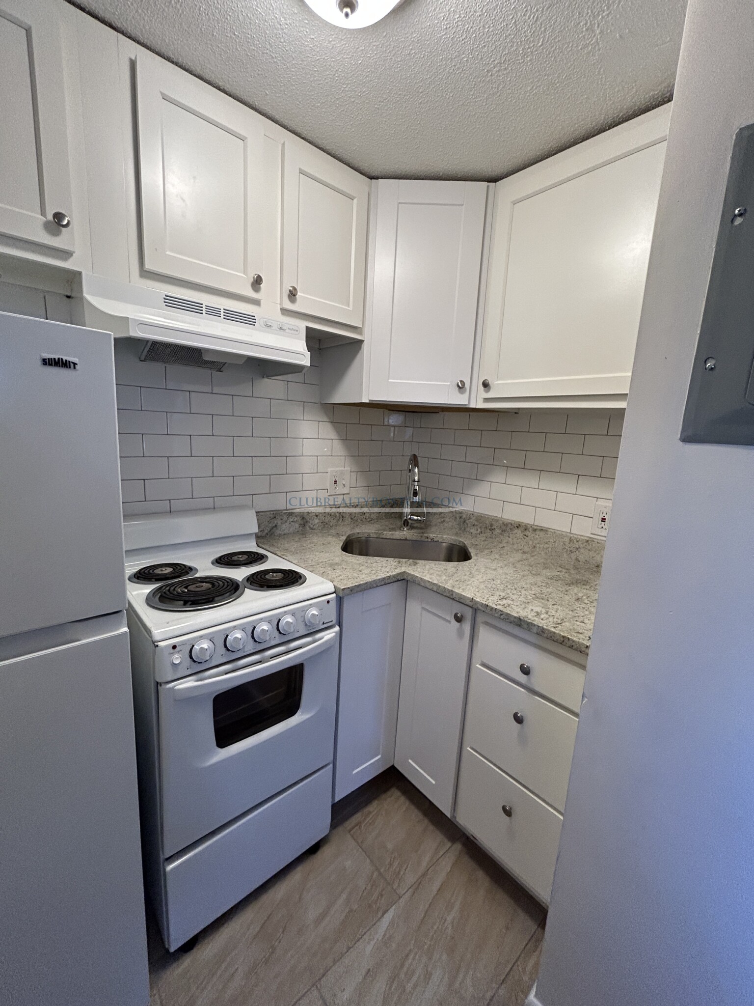 2018 Commonwealth Ave, Brighton