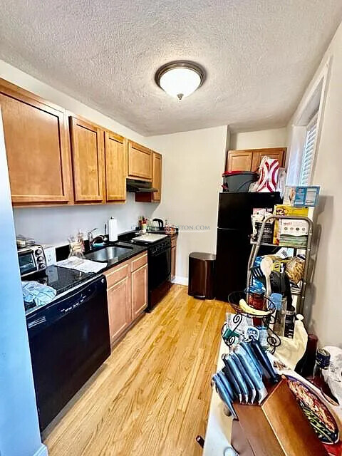 145 Endicott St, North End