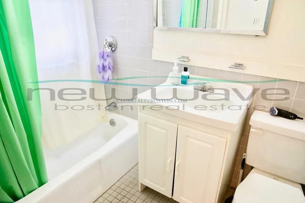 24 Westland Ave, Fenway