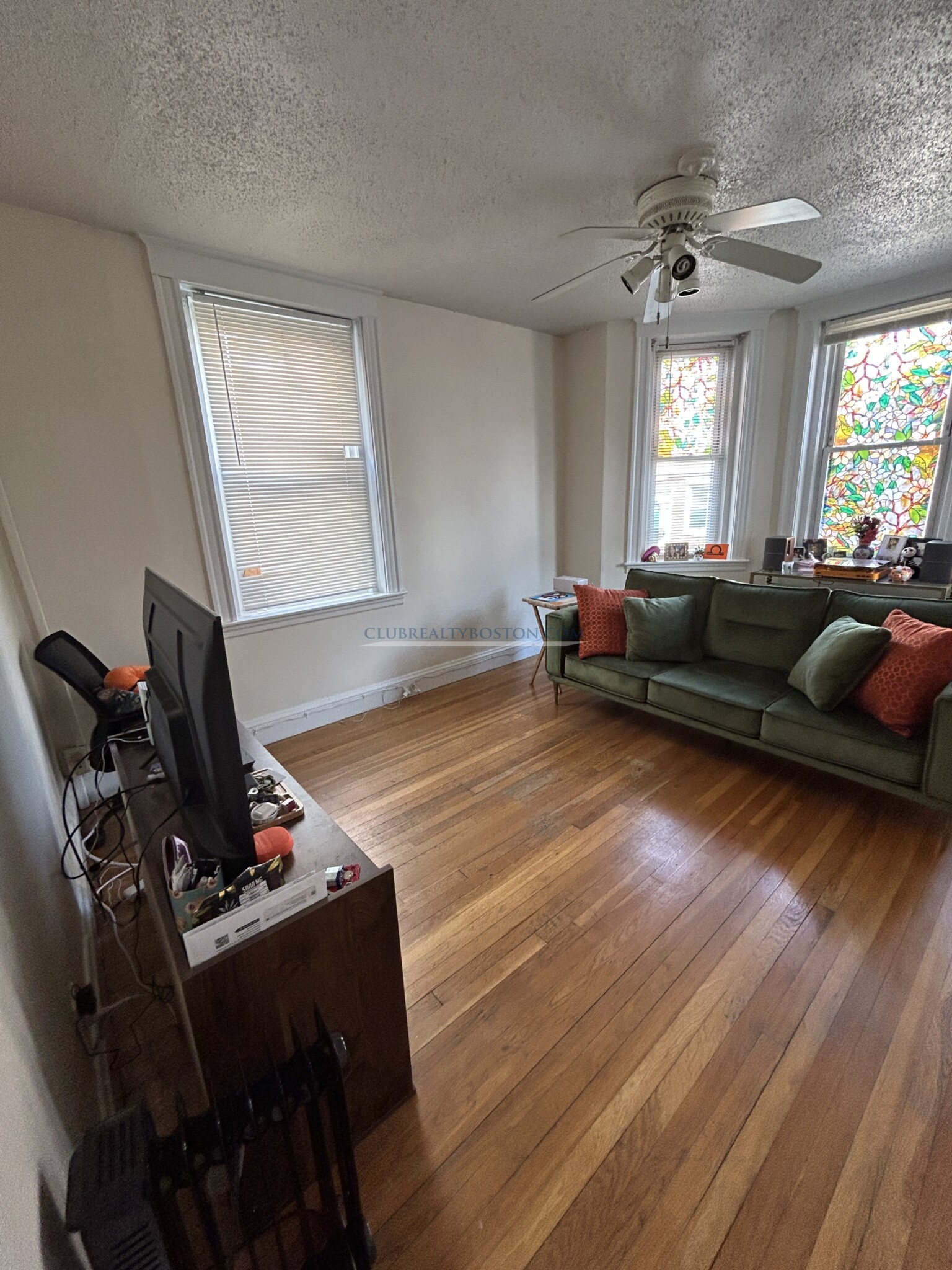 5 Barrows St, Allston