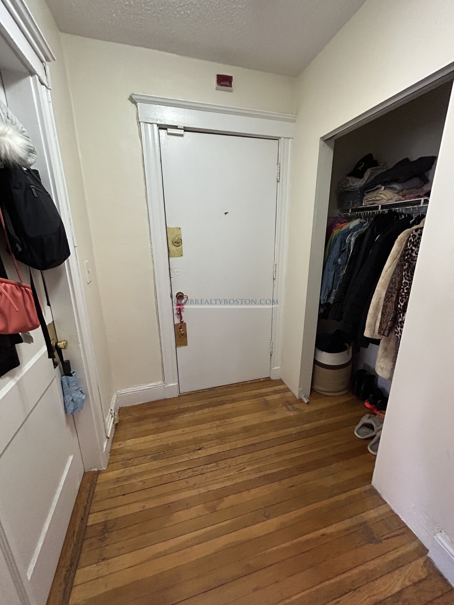 5 Barrows St, Allston