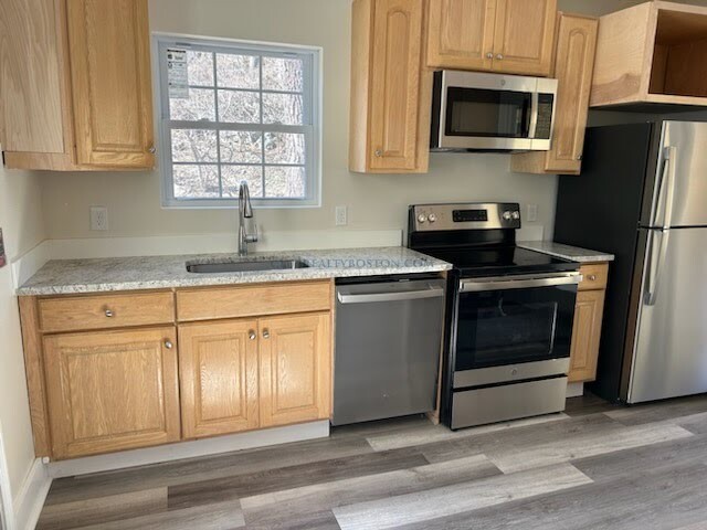 67 Loker St, Wayland