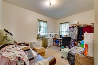 3 Dartmouth St, Waltham