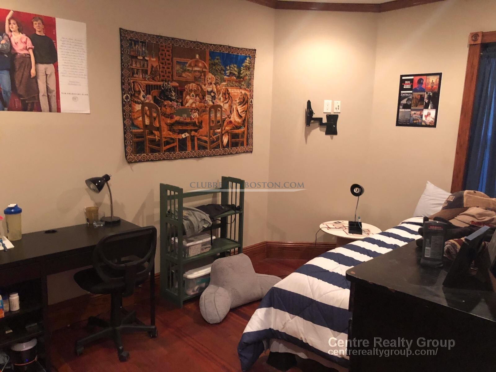 9 Strathmore Rd, Washington Square