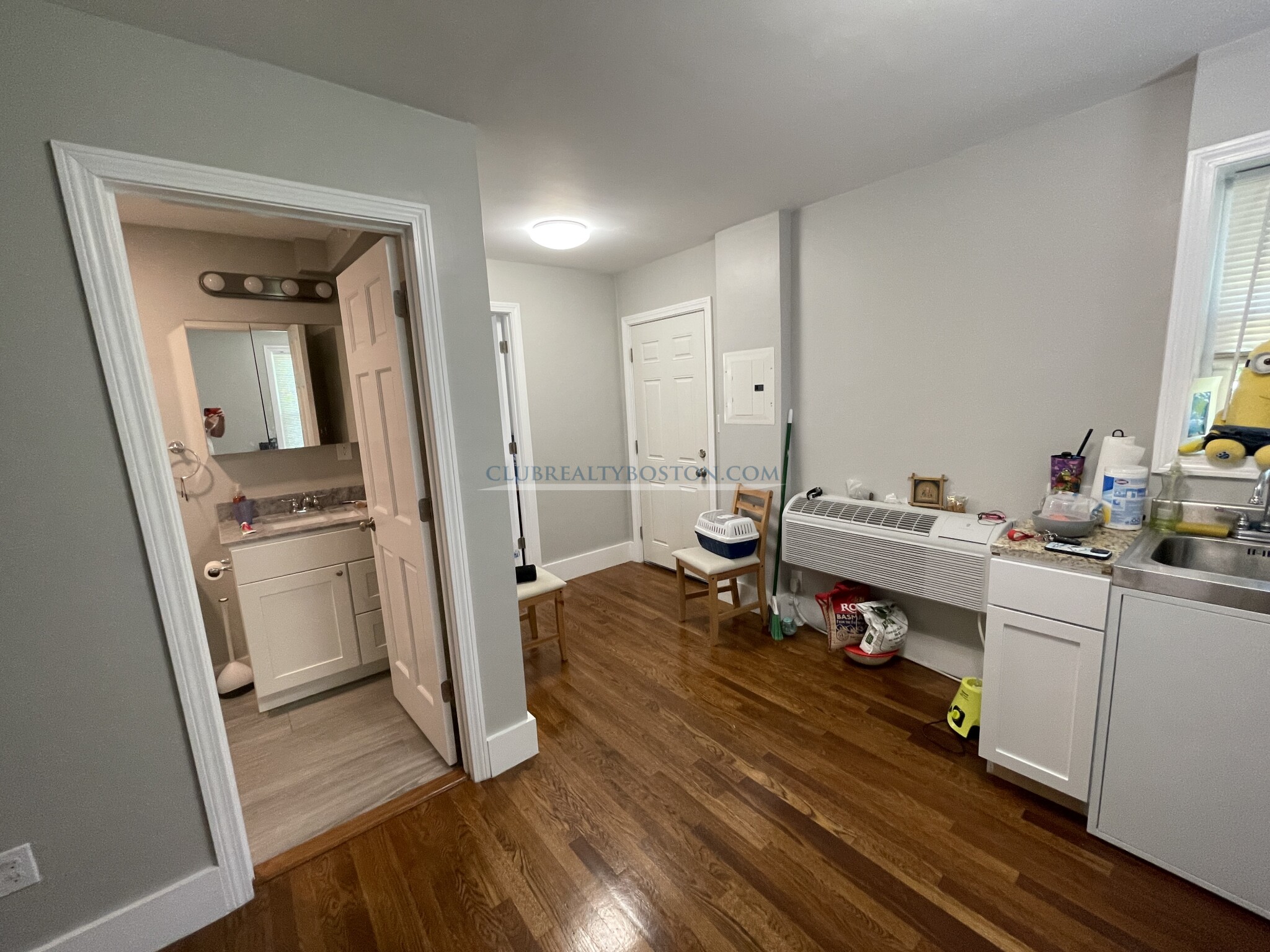 67 Loker St, Wayland