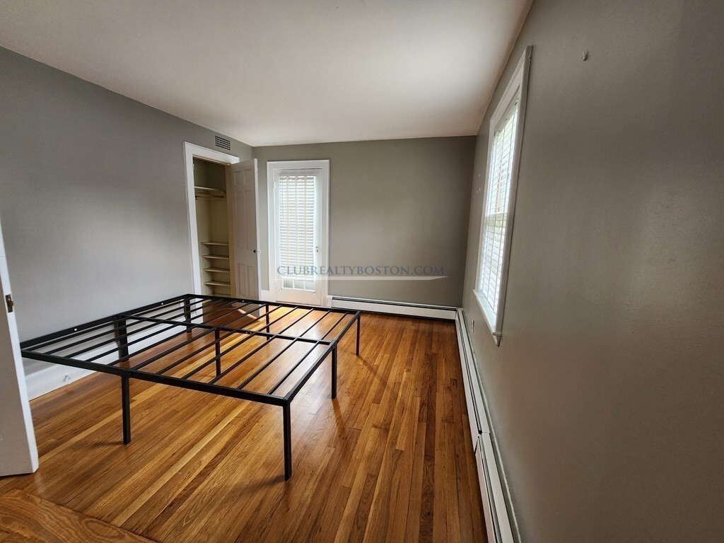 145 Hawthorn Rd, Braintree Square