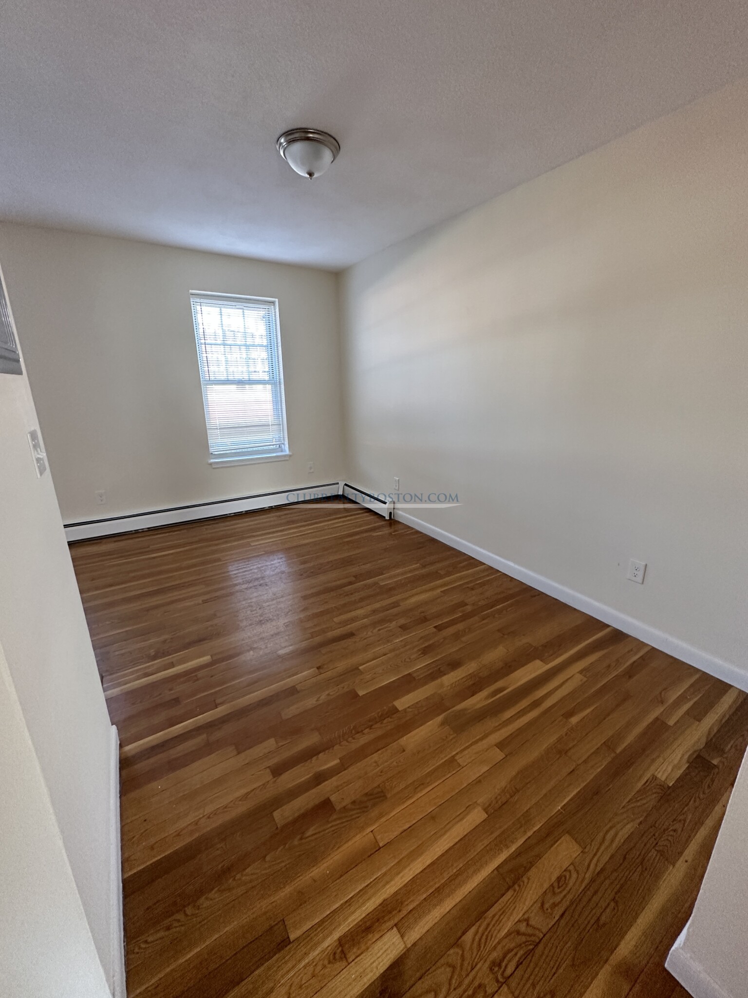 176 North Beacon St, Brighton