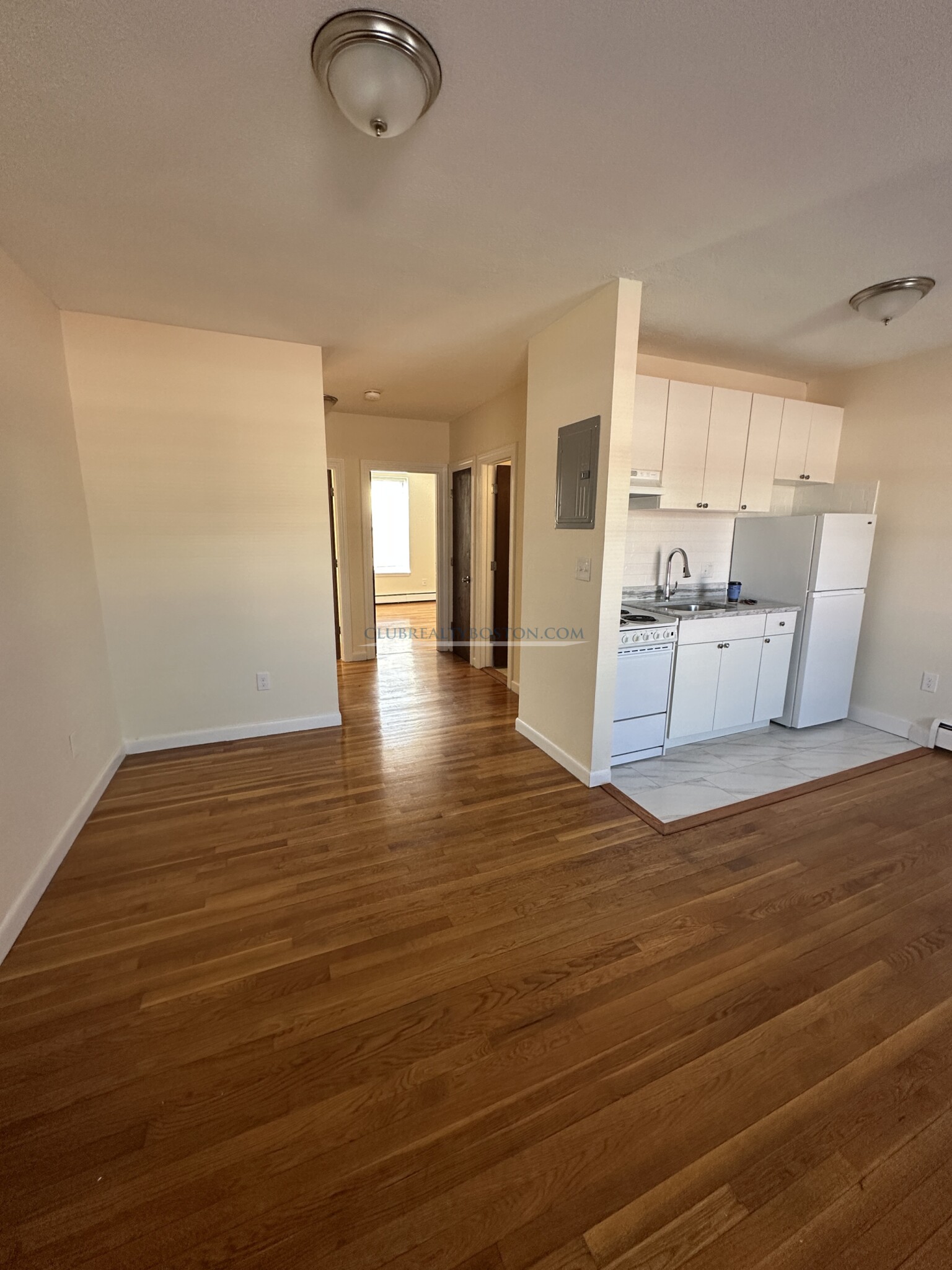 176 North Beacon St, Brighton