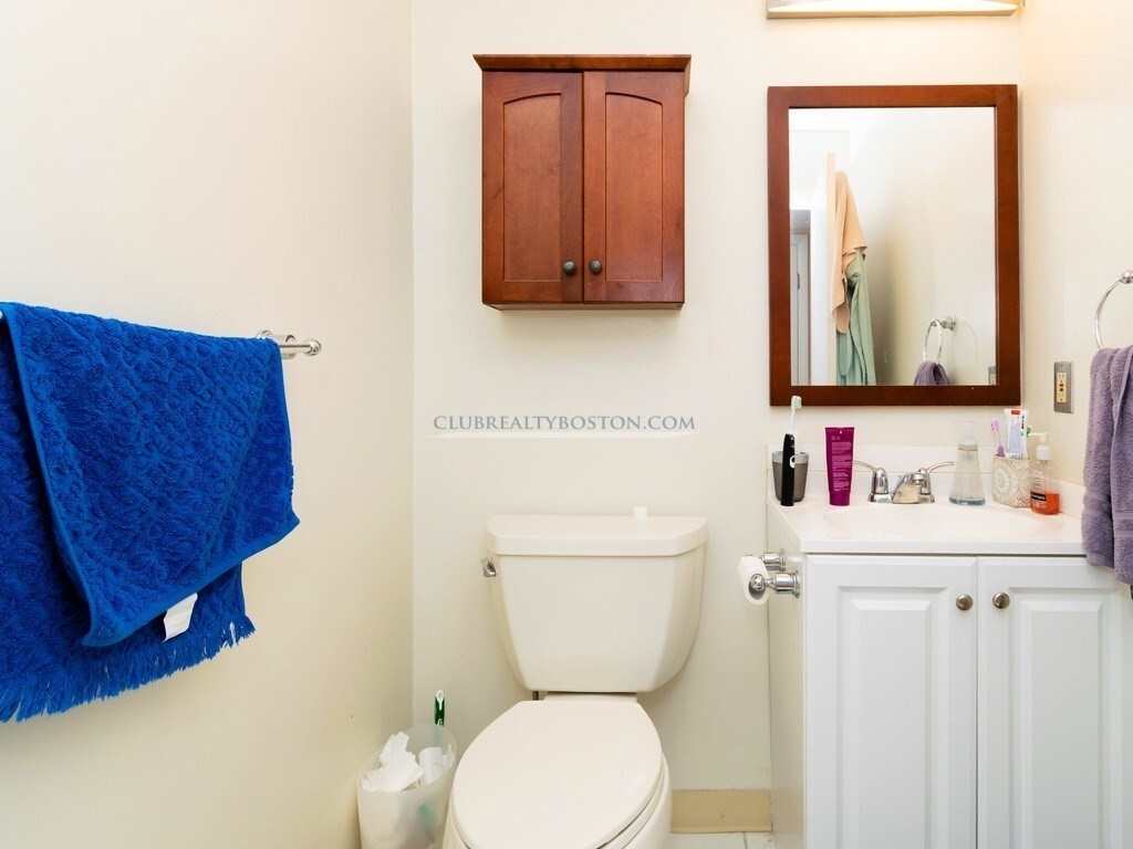 276 Chestnut Hill Ave, Brighton