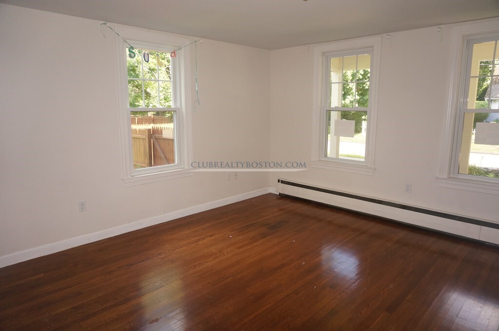 50 East Plain Rd, Wayland