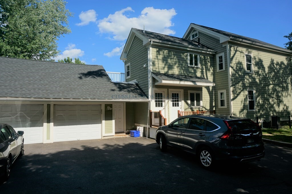 50 East Plain Rd, Wayland