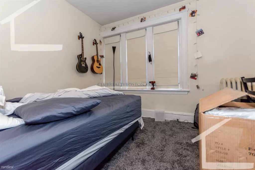 54 Egmont, Brookfield