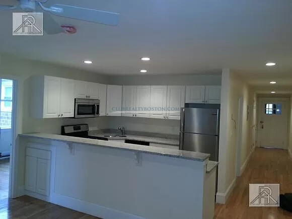 62 Egmont St, Washington Square