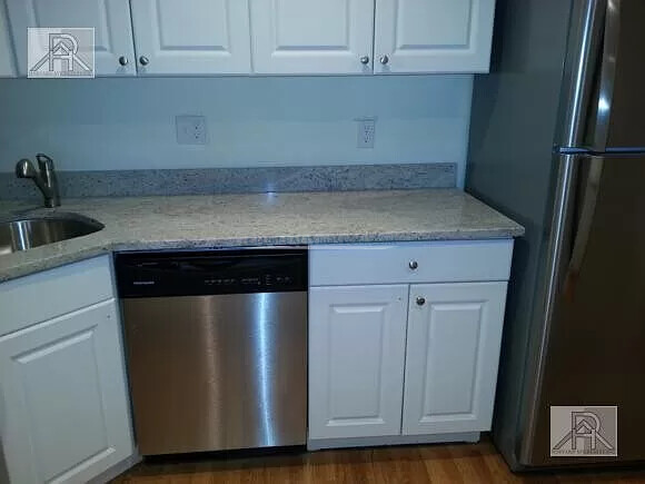 62 Egmont St, Washington Square