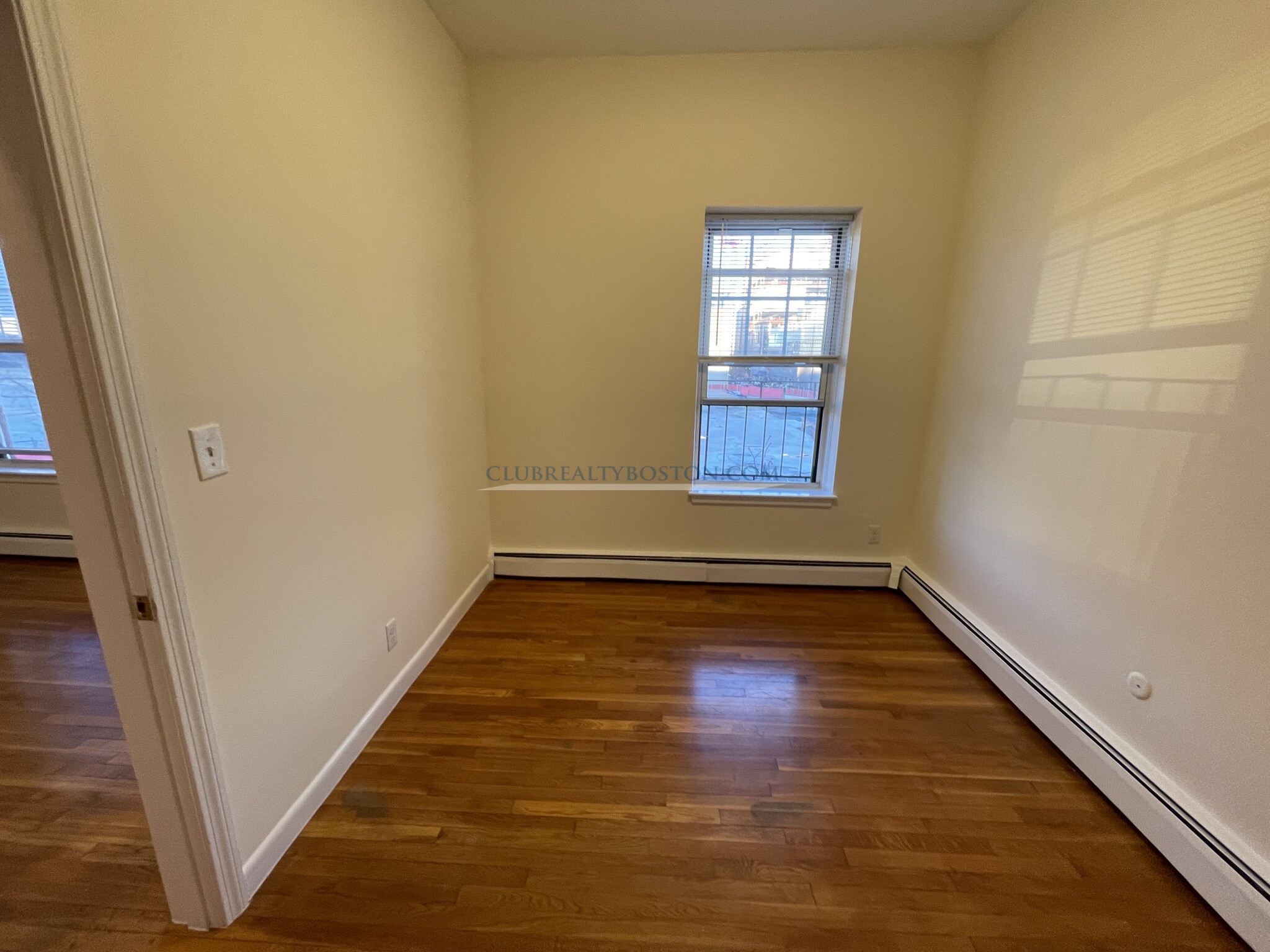 164 North Beacon St, Brighton