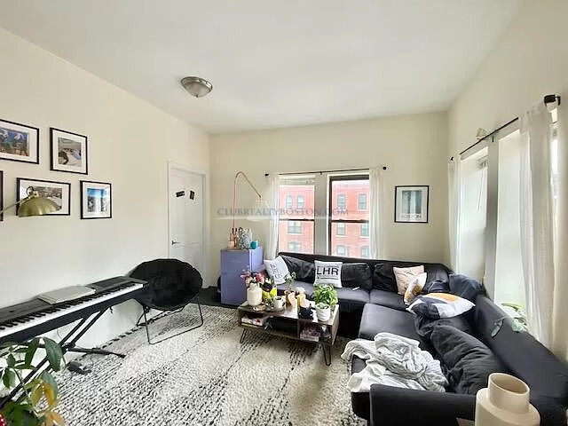 606 Columbus Ave, South End