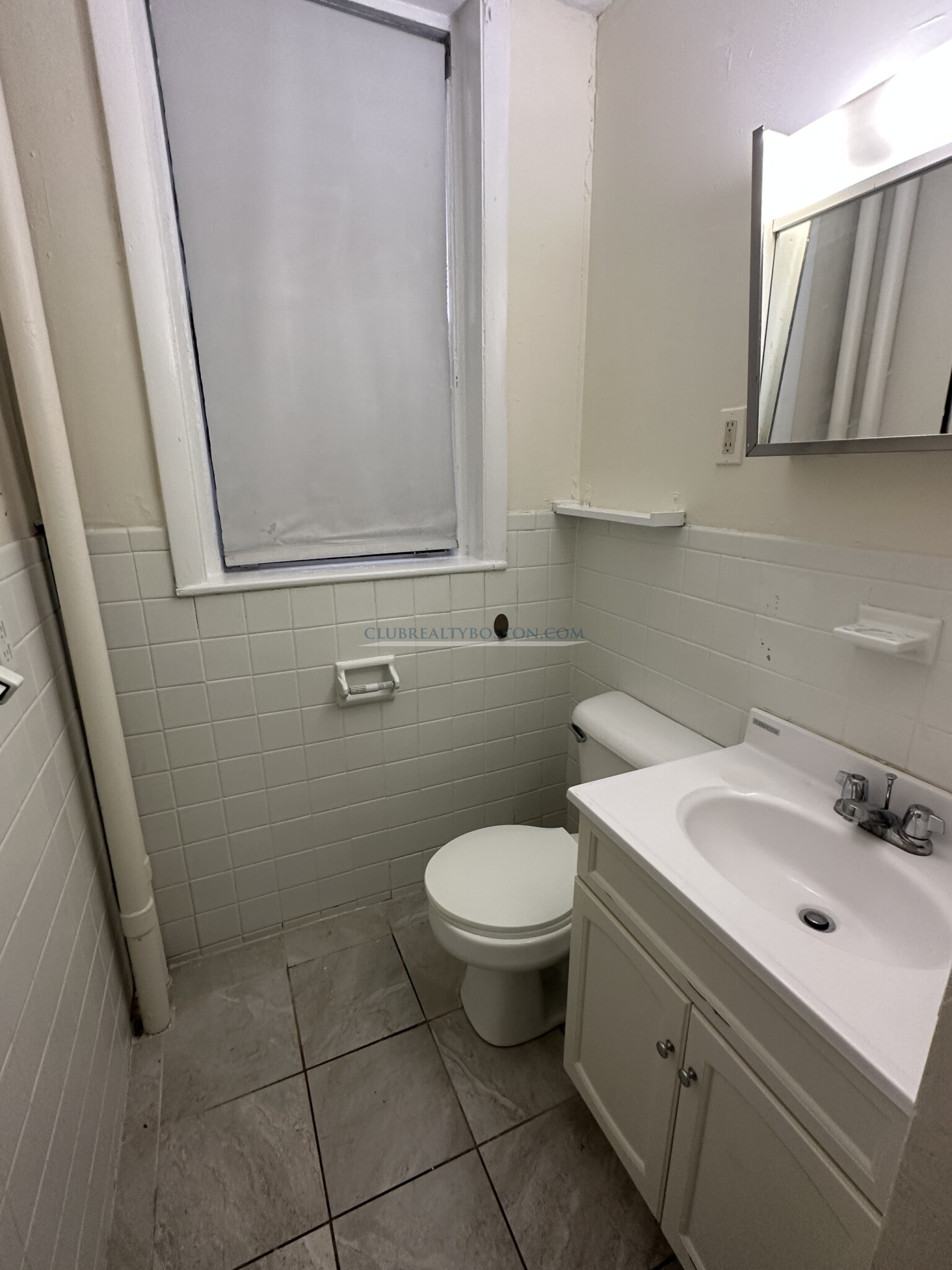 1133 Commonwealth Ave, Allston