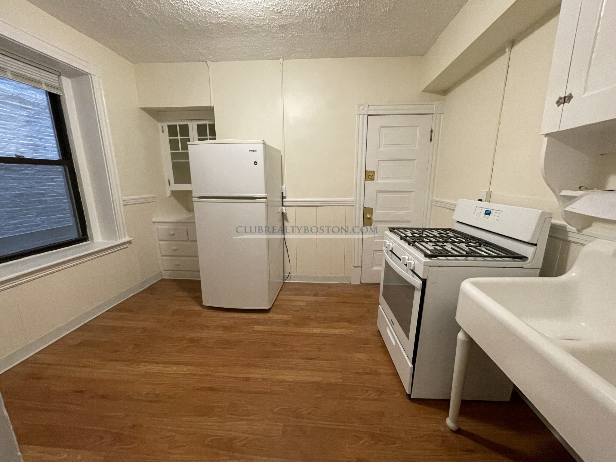 885 Massachusetts Ave, Harvard Square