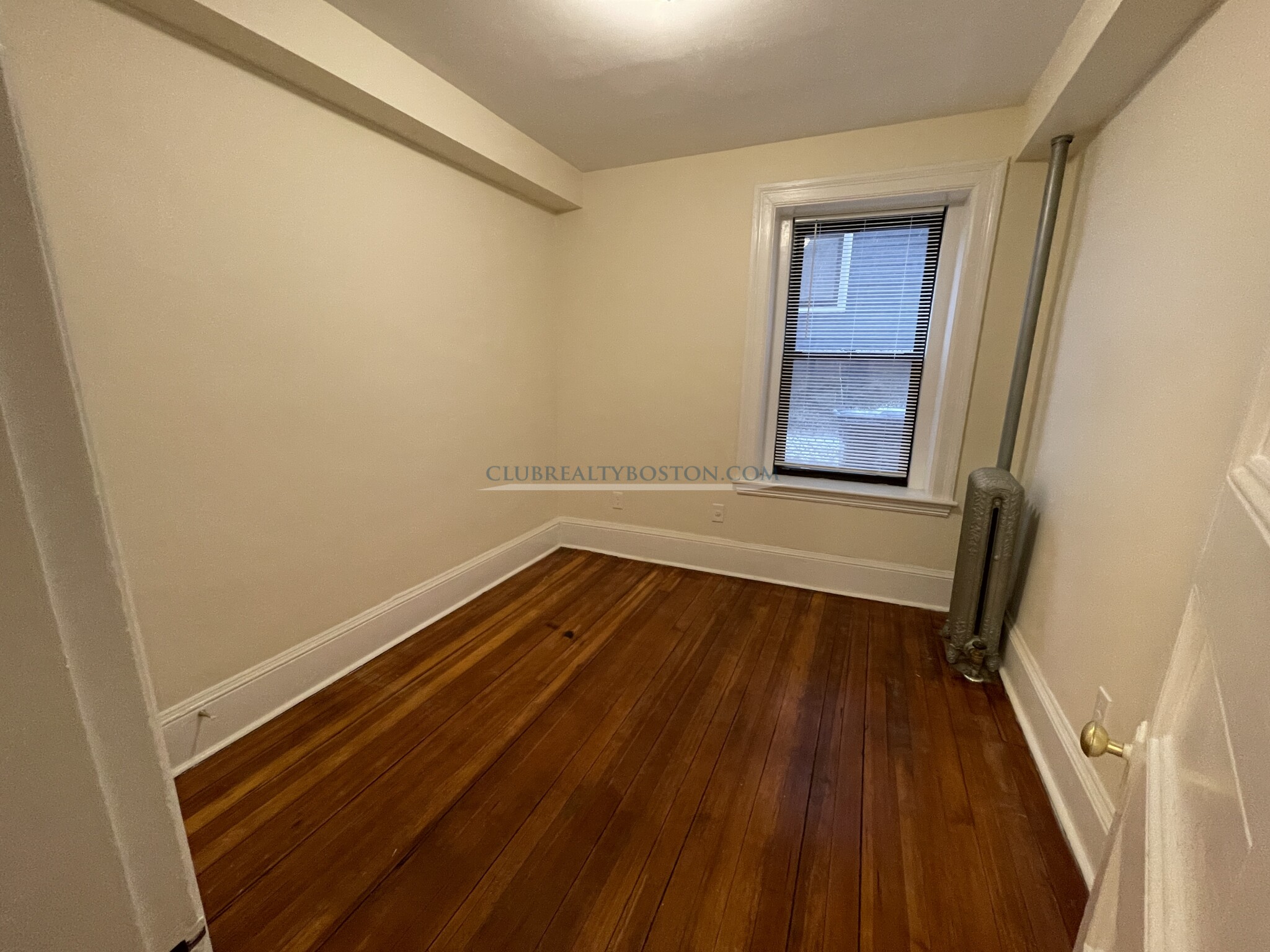 885 Massachusetts Ave, Harvard Square