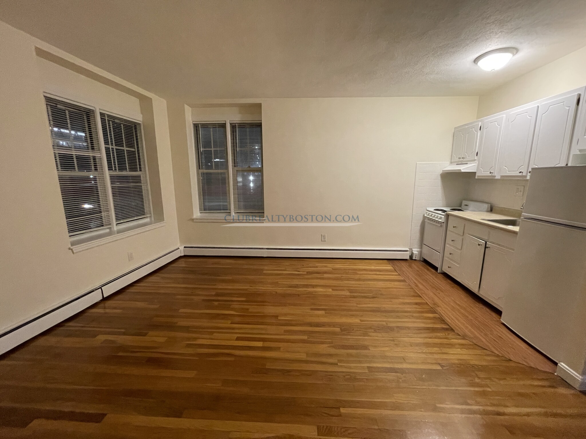 180 North Beacon St, Brighton