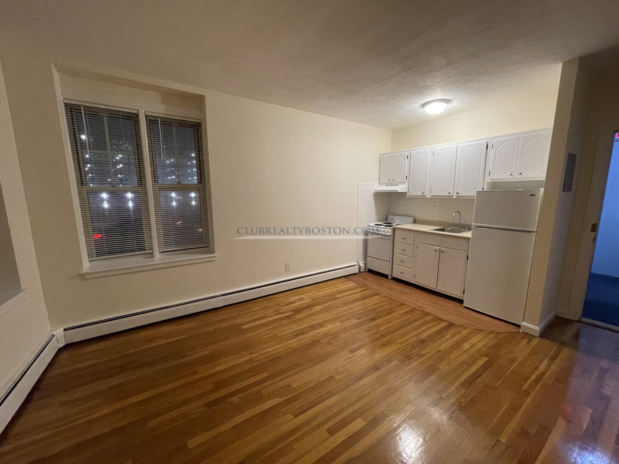 180 North Beacon St, Brighton