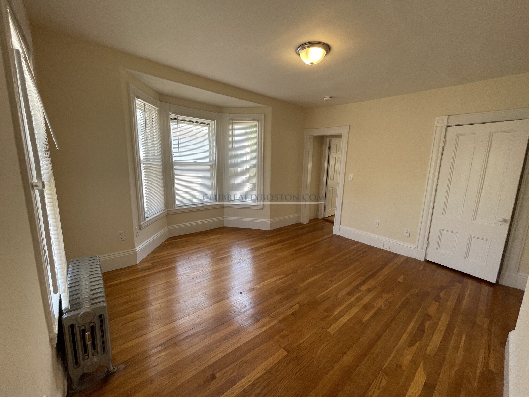 381 Harvard St, Mid-Cambridge