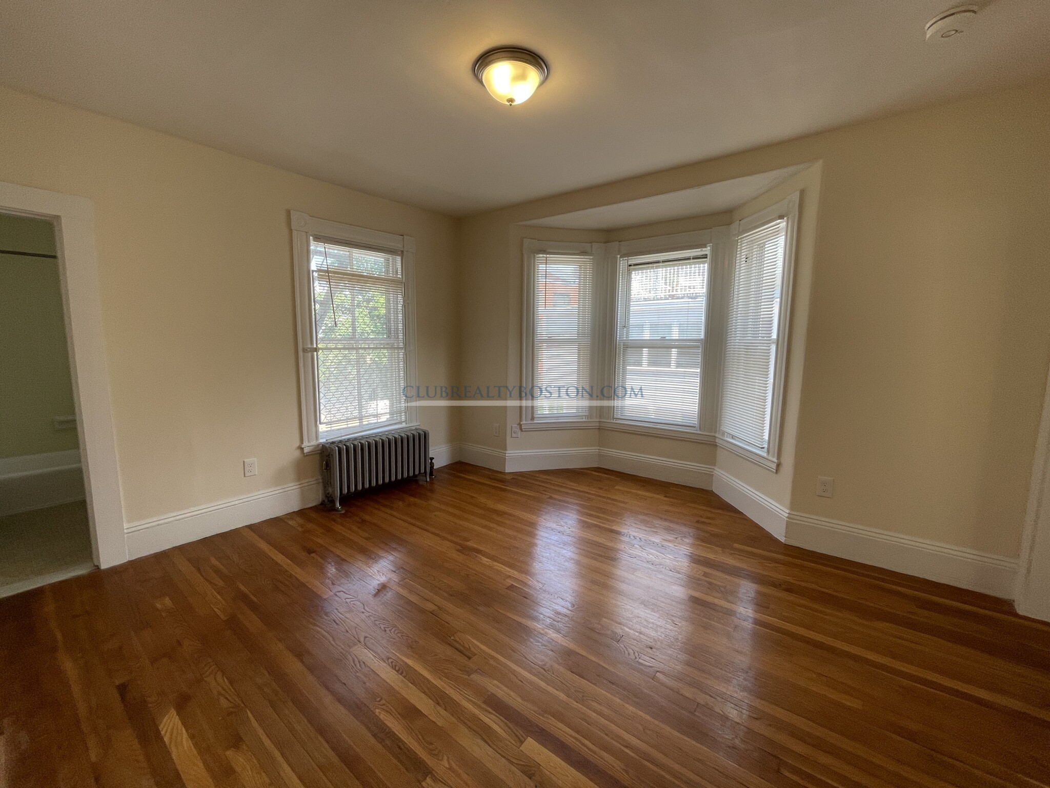 381 Harvard St, Mid-Cambridge