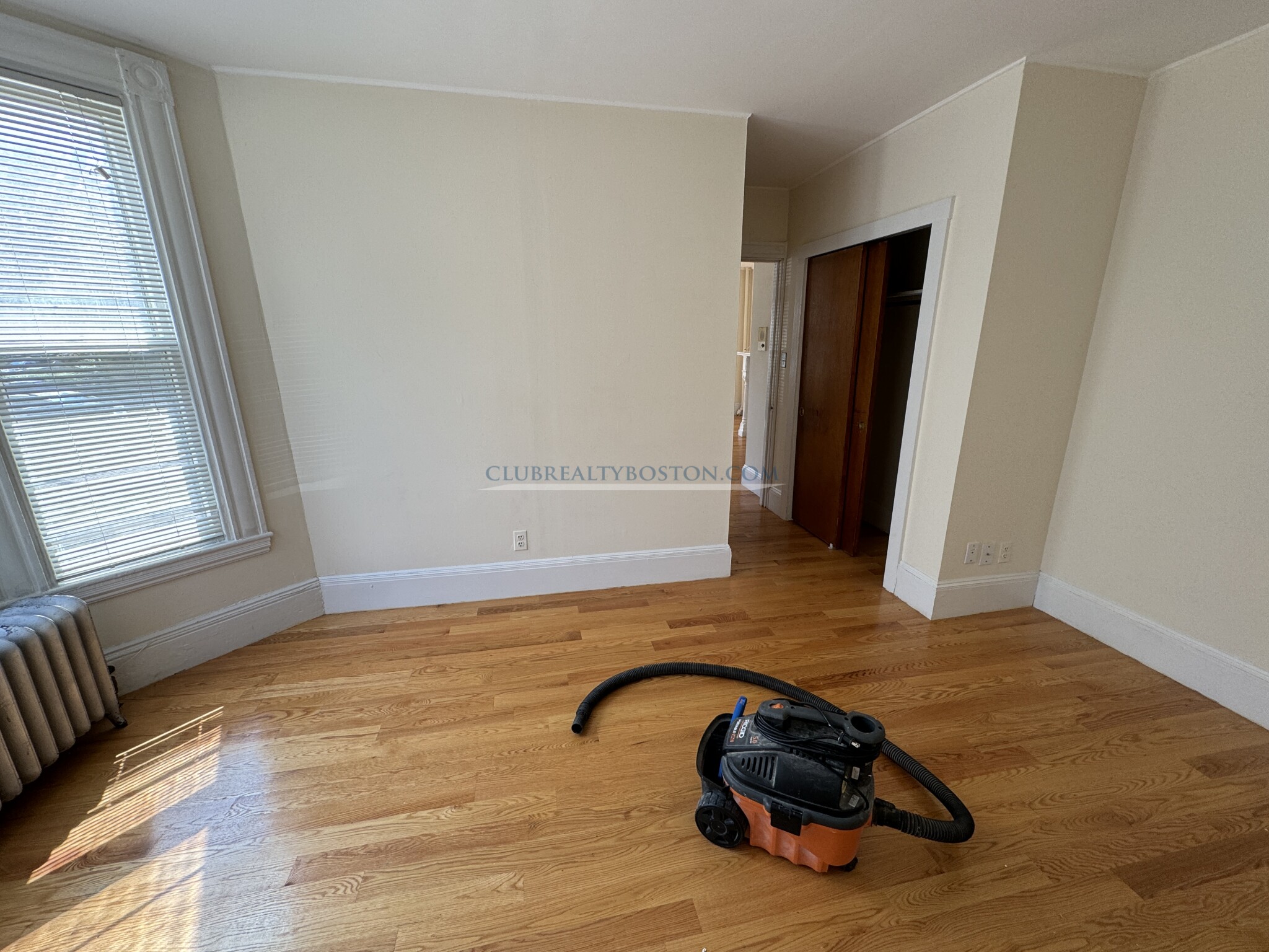 381 Harvard St, Mid-Cambridge