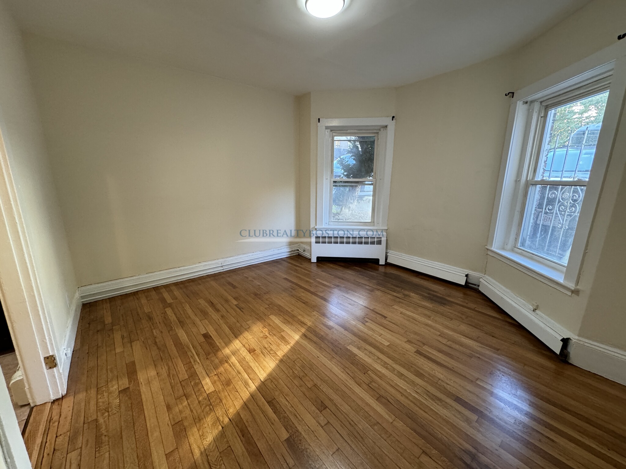 Photos of apartment on Bartlett Crescent,Brookline MA 02446