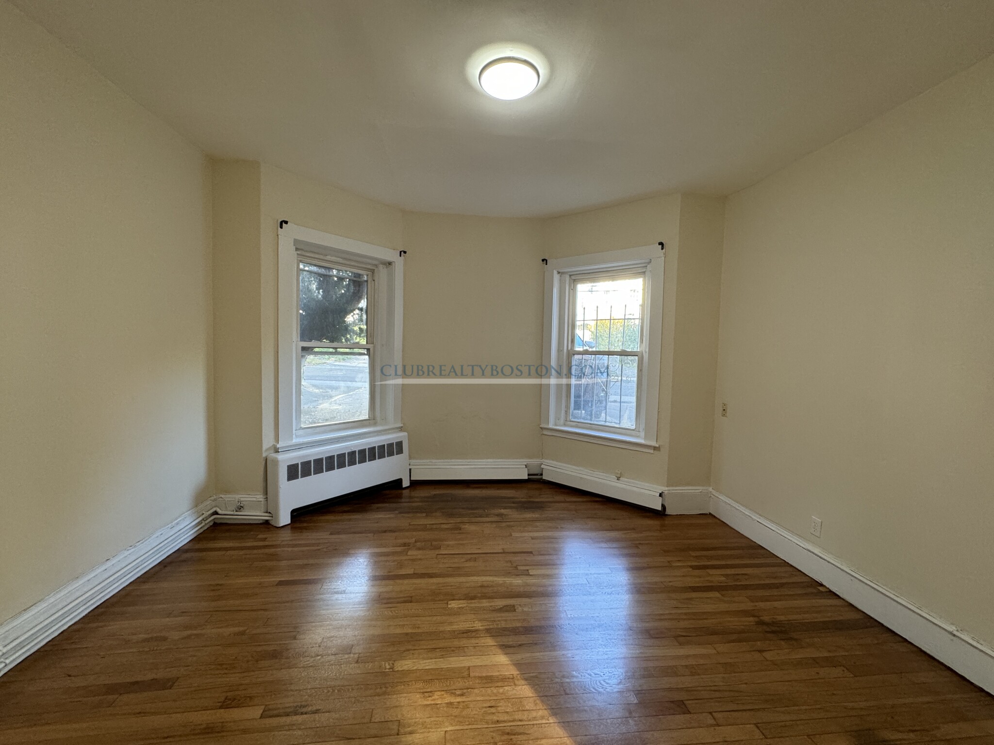 Photos of apartment on Bartlett Crescent,Brookline MA 02446
