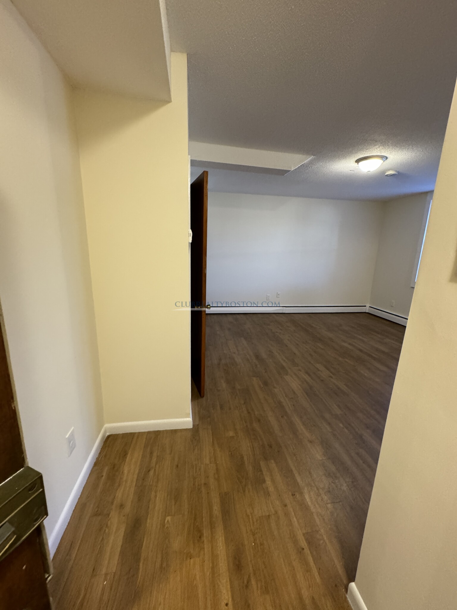 2018 Commonwealth Ave, Brighton