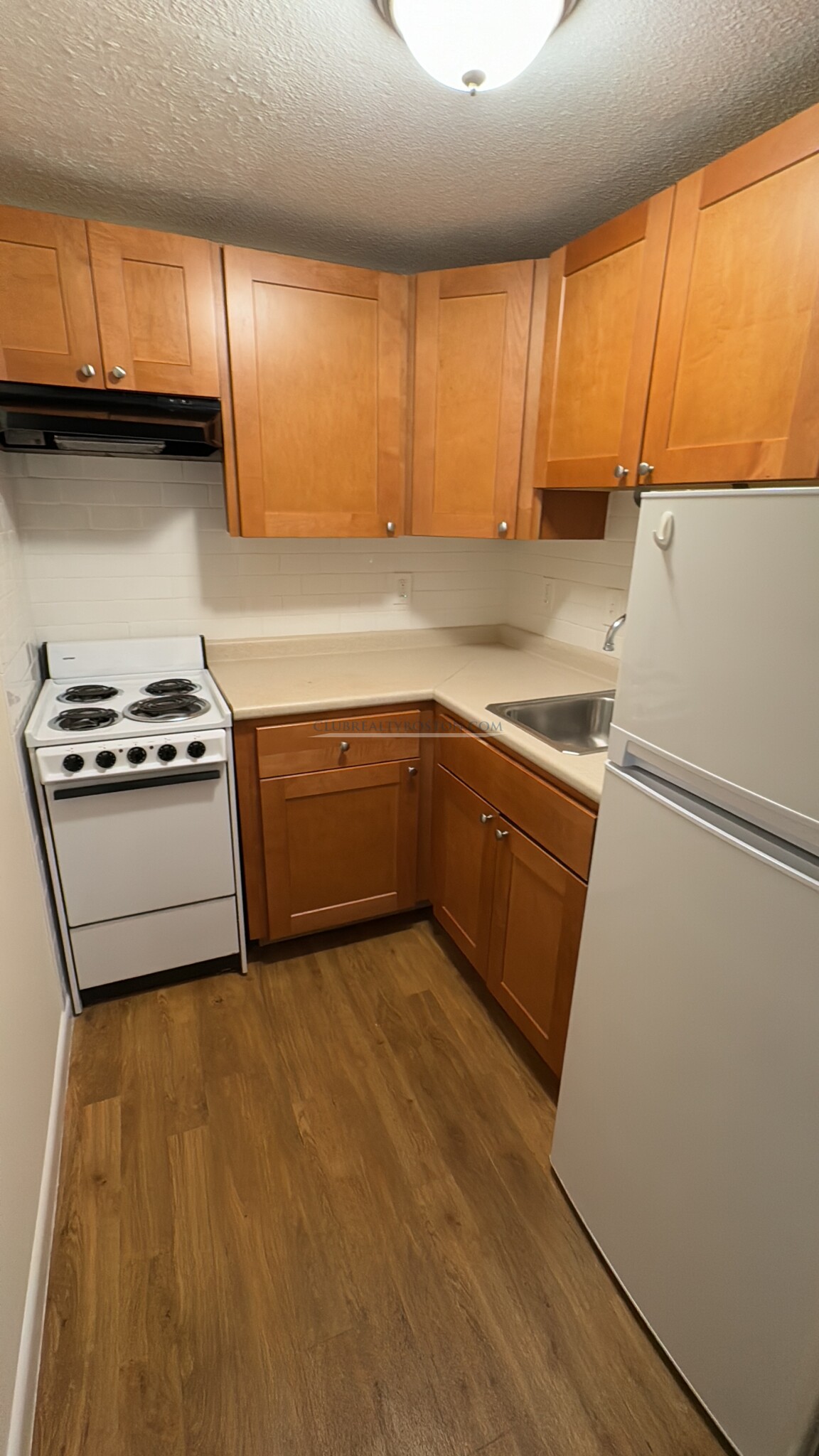 2018 Commonwealth Ave, Brighton