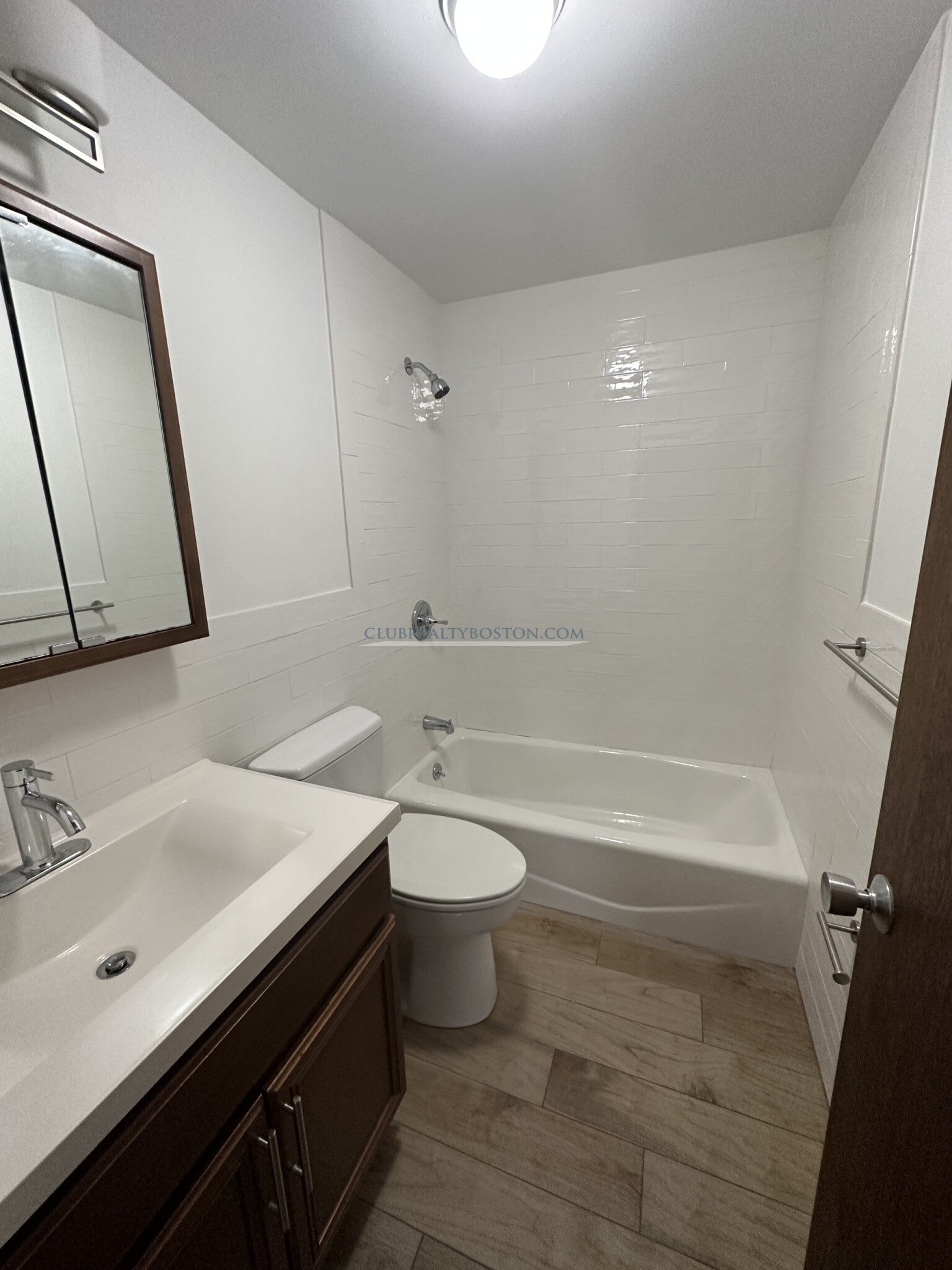 89 Lexington St, Auburndale