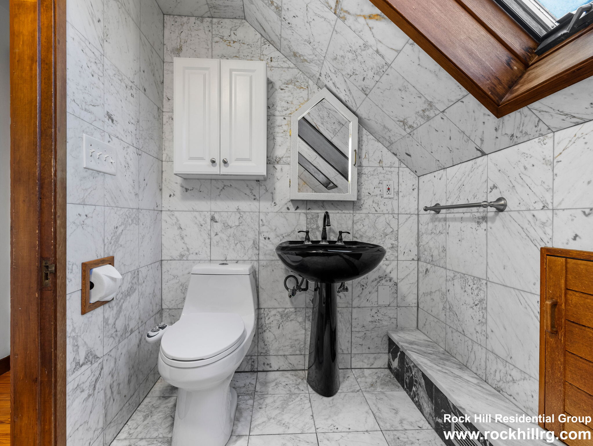 69 Breck Ave, Oak Square