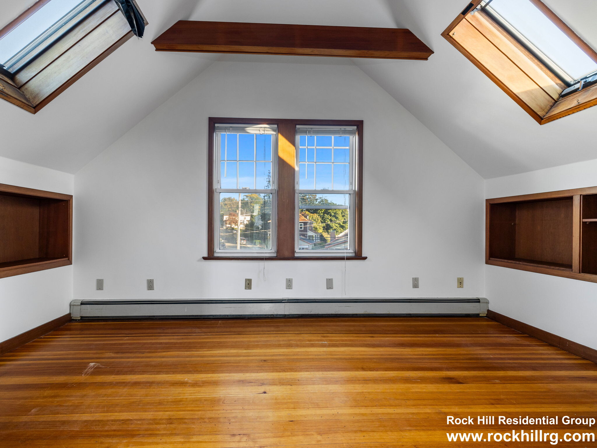 69 Breck Ave, Oak Square