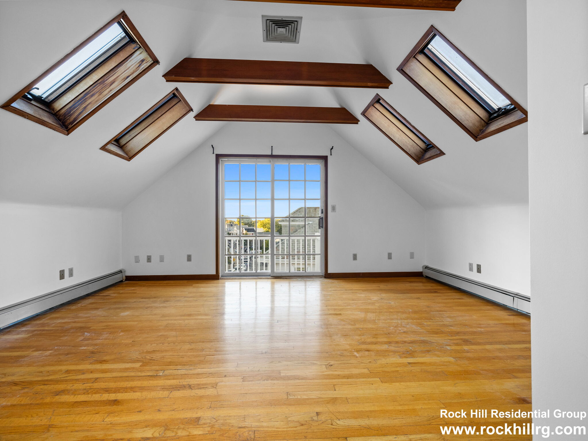 69 Breck Ave, Oak Square