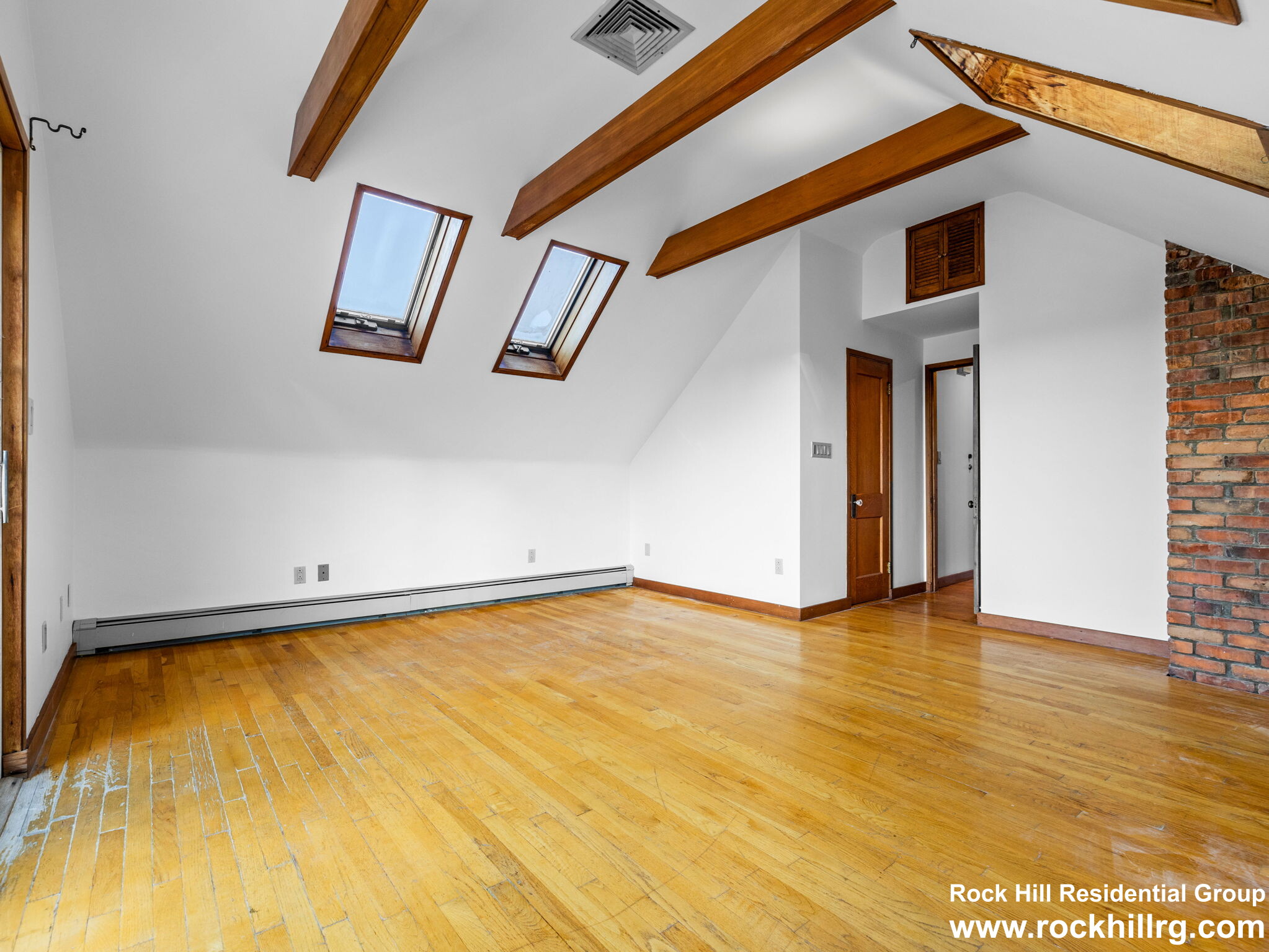 69 Breck Ave, Oak Square